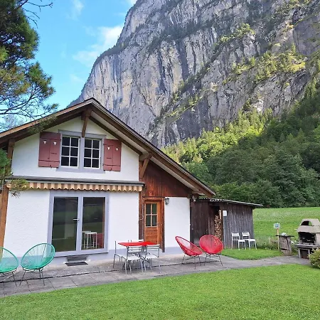 Waterfall Ferienhaus *